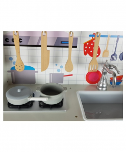 White Wooden Kitchen - Image 5