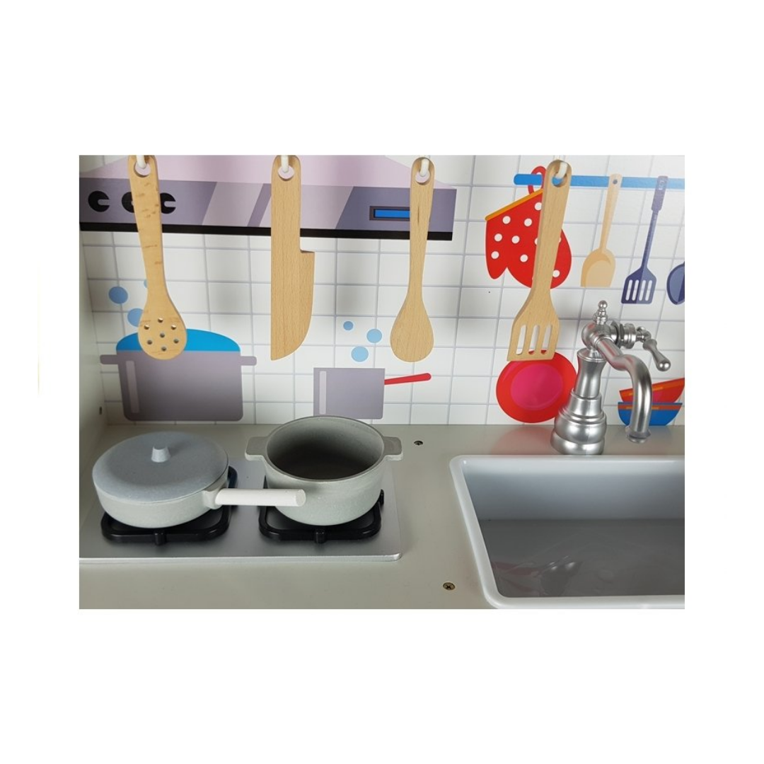 White Wooden Kitchen - Image 5