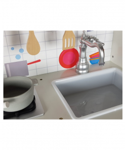 White Wooden Kitchen - Image 4