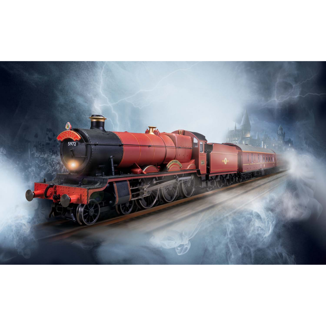 Hogwarts Express Train Set - Image 8