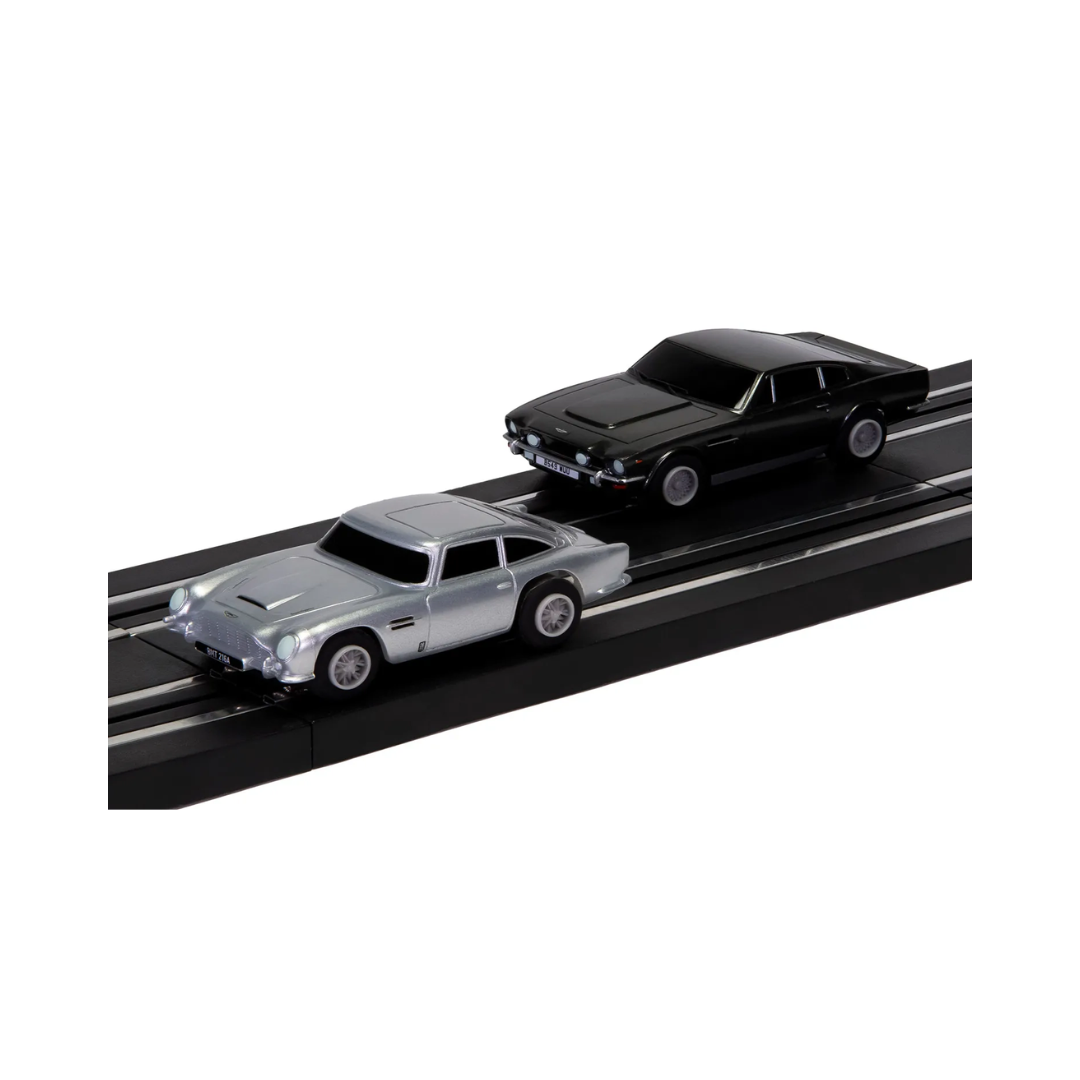 James Bond 007 Aston Martin DB5 vs V8 Race Set - Battery Powered Micro Scalextric - Image 3