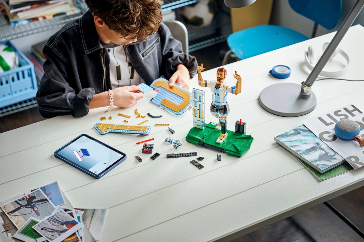 Lego Football Legend - Lionel Messi - Image 7